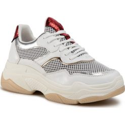 Sneakersy S.OLIVER - 5-23635-34 White Comb 110. Białe półbuty damskie S.Oliver, na co dzień, bez wzorów, ze skóry ekologicznej, bez obcasa, na płaskiej podeszwie, bez zapięcia. Za 249,00 zł.
