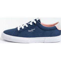 Pepe Jeans Tenisówki damskie Kenton Basic Woman PLS30990 41 granatowe. Trampki i tenisówki damskie Pepe Jeans, bez wzorów, z jeansu, bez zapięcia. Za 219,00 zł.