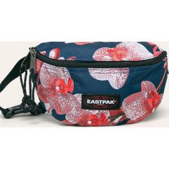Eastpak - Nerka. Czerwone nerki damskie Eastpak, w paski, z poliesteru, małe, bez dodatków. Za 99,90 zł.