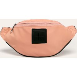 Calvin Klein Jeans - Nerka. Różowe nerki damskie Calvin Klein Jeans, w paski, z jeansu, z aplikacjami. Za 269,90 zł.