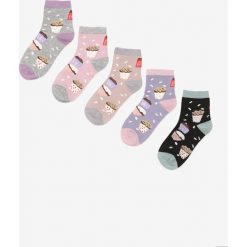 5-pack Mix kolorów Skarpety Jynera. Skarpetki damskie Born2be, bez wzorów. Za 29,99 zł.