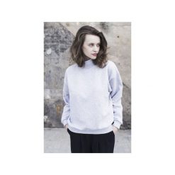 OVERSIZED TURTLENECK IN COOL GREY. Szare bluzy damskie marki The Hive, s, bez wzorów, z bawełny, bez rękawów, bez kaptura. Za 199,00 zł.
