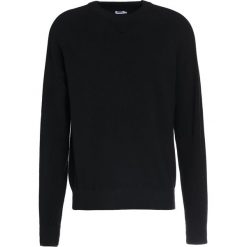 Swetry klasyczne męskie: Filippa K Sweter black