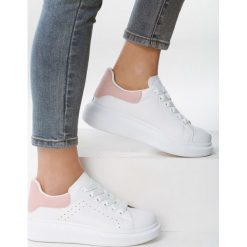 Białe Sneakersy Taking. Białe creepersy damskie Born2be. Za 79,99 zł.