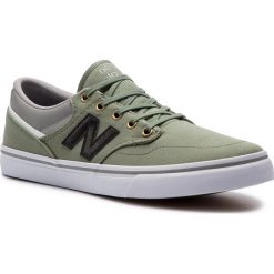 Tenisówki NEW BALANCE - AM331OLG Zielony. Zielone półbuty męskie New Balance, bez wzorów, ze skóry, klasyczne, bez zapięcia. Za 299,99 zł.