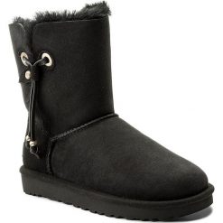 Buty zimowe damskie: Buty UGG – W Maia 1017496 W/Blk
