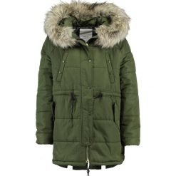 Replay Parka olive. Zielone parki damskie marki Replay, m, z materiału. W wyprzedaży za 824,85 zł.
