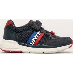 Levi's - Buty dziecięce. Białe trampki chłopięce Levi's®, bez wzorów, ze skóry ekologicznej, sportowe, bez zapięcia. W wyprzedaży za 119,90 zł.