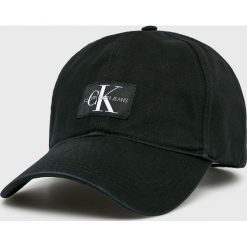 Calvin Klein Jeans - Czapka. Czarne czapki z daszkiem męskie Calvin Klein Jeans, z bawełny. Za 159,90 zł.