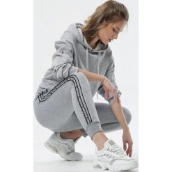 Szare Spodnie Dresowe Moreles. Szare spodnie damskie Born2be, s, z dresówki. Za 49,99 zł.
