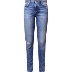 DRYKORN PULL Jeansy Slim fit light blue denim. Niebieskie rurki damskie DRYKORN. W wyprzedaży za 377,40 zł.
