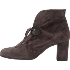Brenda Zaro LIDIA Ankle boot taupe. Czarne botki damskie skórzane Brenda Zaro. Za 549,00 zł.