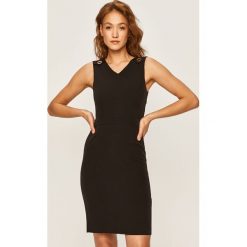 Trussardi Jeans - Sukienka. Czarne sukienki damskie Trussardi Jeans, na co dzień, bez wzorów, z poliesteru, casualowe, z włoskim kołnierzykiem, bez rękawów, maxi, rozkloszowane. W wyprzedaży za 449,90 zł.