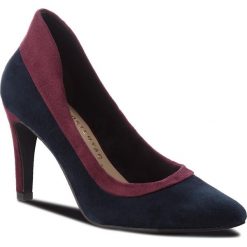 Półbuty TAMARIS - 1-22419-21 Navy/Merlot 849. Niebieskie półbuty damskie Tamaris, bez wzorów, z zamszu, bez obcasa, na obcasie, bez zapięcia. W wyprzedaży za 199,00 zł.