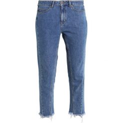 Jeansy damskie: NORR AMELIA Jeansy Relaxed Fit medium blue denim