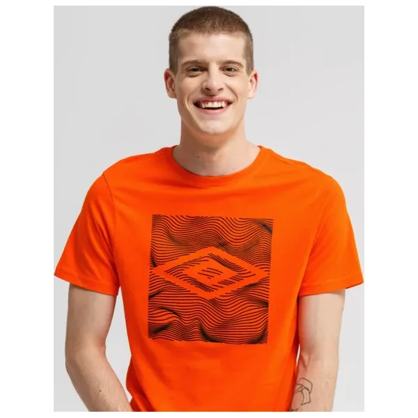 Umbro Koszulka Duncan , pomaranczowy, rozmiar M. Pomarańczowe koszulki męskie Umbro, m, z nadrukiem, z bawełny, bez kołnierzyka, bez rękawów. W wyprzedaży za 47,99 zł.