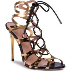 Sandały ELISABETTA FRANCHI - SA-87B-02E2-V594 Oro Light/Nero. Żółte klapki damskie Elisabetta Franchi, bez wzorów, ze skóry, bez obcasa, na obcasie. W wyprzedaży za 2159,00 zł.