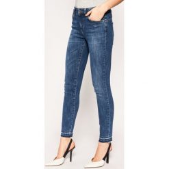 Jeansy Skinny Fit Marella 31811104. Niebieskie jeansy damskie Marella. W wyprzedaży za 399,00 zł.