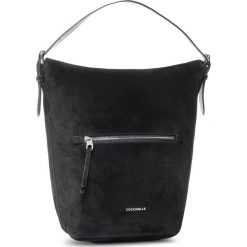 Torebka COCCINELLE - FHB Twiga Suede E1 FHB 13 01 01 Noir 001. Czarne torebki klasyczne damskie Coccinelle, bez wzorów, ze skóry, klasyczne, bez dodatków. W wyprzedaży za 699,00 zł.