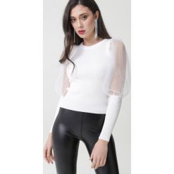 Biały Sweter Haworth. Białe swetry damskie Born2be, s, bez wzorów, z dzianiny, eleganckie, z długim rękawem, długie, bez kaptura. Za 119,99 zł.