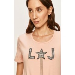 Liu Jo - T-shirt. Różowe t-shirty damskie Liu Jo, s, z aplikacjami, z elastanu, casualowe, z okrągłym kołnierzem. Za 319,90 zł.