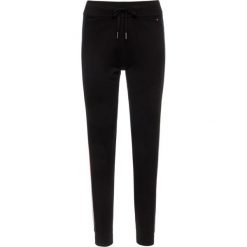 Spodnie dresowe TOMMY HILFIGER Maisy WW0WW25813. Czarne spodnie damskie TOMMY HILFIGER, s, z bawełny. W wyprzedaży za 349,00 zł.