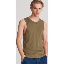Tank top z bawełny pima - Khaki. Brązowe t-shirty męskie Reserved, s, bez wzorów, z bawełny, bez kołnierzyka. Za 39,99 zł.