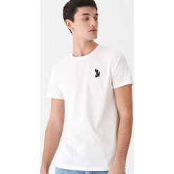 T-shirt z haftem - Kremowy. Białe t-shirty damskie House, s, z haftami, bez kołnierzyka. Za 29,99 zł.