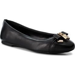 Baleriny MICHAEL MICHAEL KORS - Alice Ballet 40T7ALFP2L Black. Czarne baleriny damskie MICHAEL Michael Kors, bez wzorów, ze skóry, bez obcasa. W wyprzedaży za 459,00 zł.