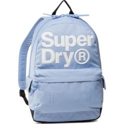 Plecak SUPERDRY - W9110025A Pastel Blue L76. Niebieskie plecaki męskie Superdry, bez wzorów, z materiału. W wyprzedaży za 189,00 zł.