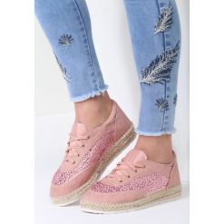 Różowe Espadryle Secretive. Różowe espadryle damskie vices, bez wzorów, bez obcasa, na płaskiej podeszwie. Za 29,99 zł.