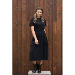 Czarny T-shirt oversize z kieszonką Soulful. Czarne t-shirty damskie Veva, s, z aplikacjami, bez kołnierzyka. Za 79,00 zł.
