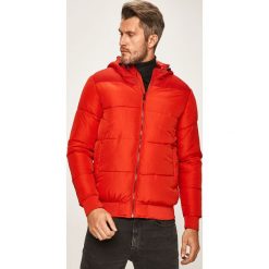 Only & Sons - Kurtka. Czerwone płaszcze męskie Only & Sons, xl, bez wzorów, z poliesteru, krótkie, z kapturem. W wyprzedaży za 139,90 zł.