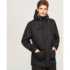 Kurtka parka z kapturem - Czarny. Czarne kurtki damskie Reserved, bez wzorów, z kapturem. Za 139,99 zł.