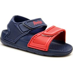 Sandały chłopięce piankowe granatowo czerwone American Club - granatowy / czerwony. Czerwone sandały chłopięce American CLUB, bez zapięcia. Za 29,99 zł.