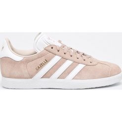 Adidas Originals - Buty Gazelle W. Brązowe buty sportowe damskie adidas Originals, bez wzorów, ze skóry, sportowe. W wyprzedaży za 319,90 zł.