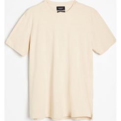 T-shirt z bawełny organicznej - Jasny szary. Szare t-shirty męskie Reserved, s, bez wzorów, z bawełny, bez kołnierzyka. Za 29,99 zł.