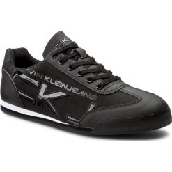 Sneakersy CALVIN KLEIN JEANS - Cale SE8454 Black. Czarne półbuty męskie Calvin Klein Jeans, na co dzień, bez wzorów, z jeansu, na sznurówki. W wyprzedaży za 319,00 zł.