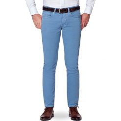 Spodnie Niebieskie Femes. Niebieskie spodnie męskie LANCERTO, na co dzień, na lato, s, z haftami, z elastanu, eleganckie. W wyprzedaży za 199,90 zł.