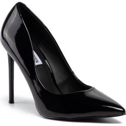 Szpilki STEVE MADDEN - Vala SM11000681-02002-001 Black. Czarne półbuty damskie Steve Madden, bez wzorów, ze skóry ekologicznej, eleganckie, bez obcasa, na obcasie, bez zapięcia. W wyprzedaży za 339,00 zł.