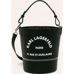 Karl Lagerfeld - Torebka skórzana. Czarne listonoszki damskie KARL LAGERFELD, w paski, ze skóry, na ramię, z nadrukiem, bez dodatków. W wyprzedaży za 1149,00 zł.