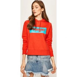 Wrangler - Bluza. Czerwone bluzy damskie Wrangler, s, z nadrukiem, z bawełny. Za 219,90 zł.