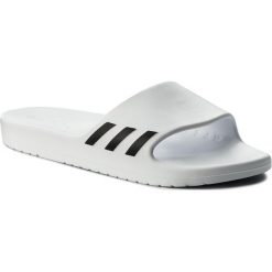 Klapki adidas - Aqualette W CG3551 Ftwwht/Cblack/Ftwwht. Białe klapki damskie Adidas, bez wzorów, z tworzywa sztucznego, bez obcasa. Za 99,00 zł.