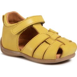 Sandały FRODDO - G2150113-5 M Yellow. Żółte sandały chłopięce Froddo, ze skóry, bez zapięcia. W wyprzedaży za 189,00 zł.