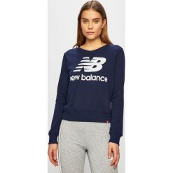 New Balance - Bluza. Niebieskie bluzy damskie New Balance, s, z nadrukiem, z elastanu, bez rękawów, bez kaptura. W wyprzedaży za 169,90 zł.