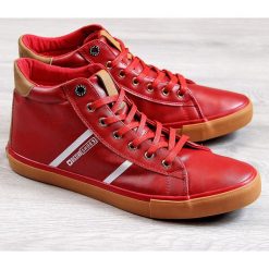 Trampki męskie czerwone Big Star BB174275 - czerwony. Czerwone trampki męskie BIG STAR, bez wzorów, retro, bez zapięcia. Za 48,00 zł.