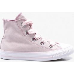 Converse - Trampki. Różowe trampki i tenisówki damskie marki Converse, z gumy, na sznurówki. W wyprzedaży za 259,90 zł.
