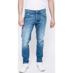 Wrangler - Jeansy Boyton Thriller. Niebieskie jeansy męskie marki Wrangler, bez wzorów. W wyprzedaży za 179,90 zł.
