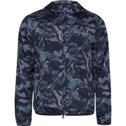Kurtka EMPORIO ARMANI EA7. Niebieskie kurtki sportowe męskie EA7 Emporio Armani, moro. W wyprzedaży za 385,00 zł.