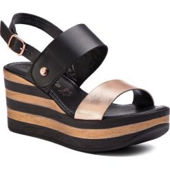 Sandały TAMARIS - 1-28334-22 Black/Rose Met 053. Żółte klapki damskie Tamaris, bez wzorów, ze skóry ekologicznej, bez obcasa, na obcasie. W wyprzedaży za 199,00 zł.